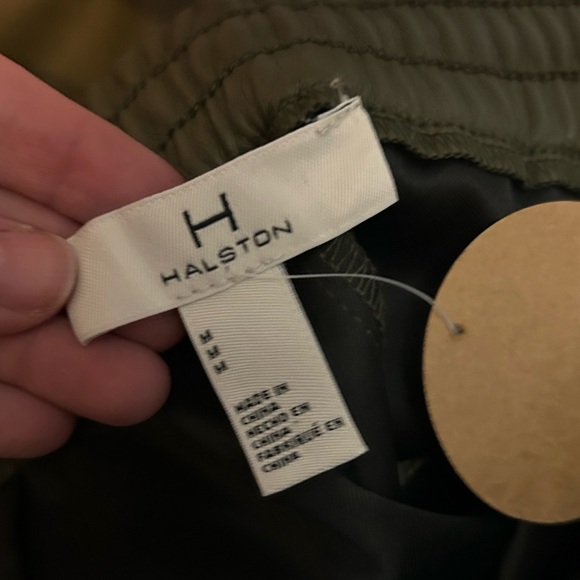 H by Halston medium green faux leather joggers NWT - Picture 5 of 5